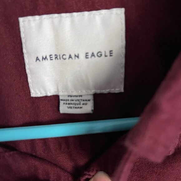 AMERICAN Eagle Burgundy Button Down Shirt - Men's Medium Heavier Weight Fabric - Picture 4 of 8